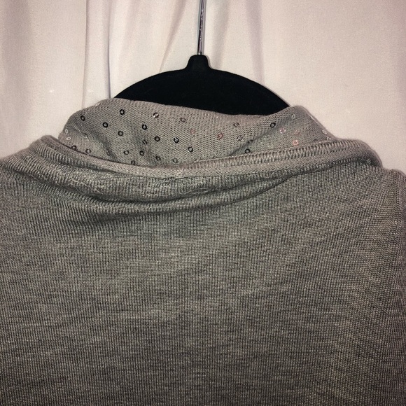 DKNY Gray sequin cardigan NWT Size M/L - Picture 6 of 8